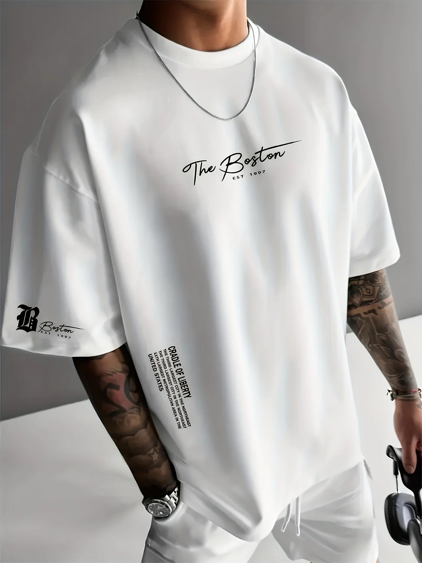 Camiseta Liberty — Estampado Vintage Oversized Street